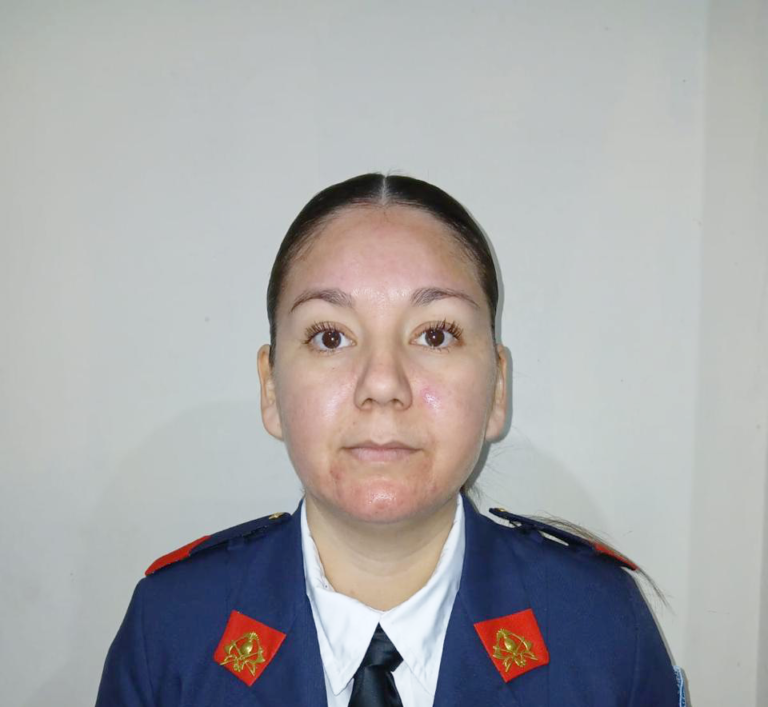 BOMBERO PENAYO MÓNICA