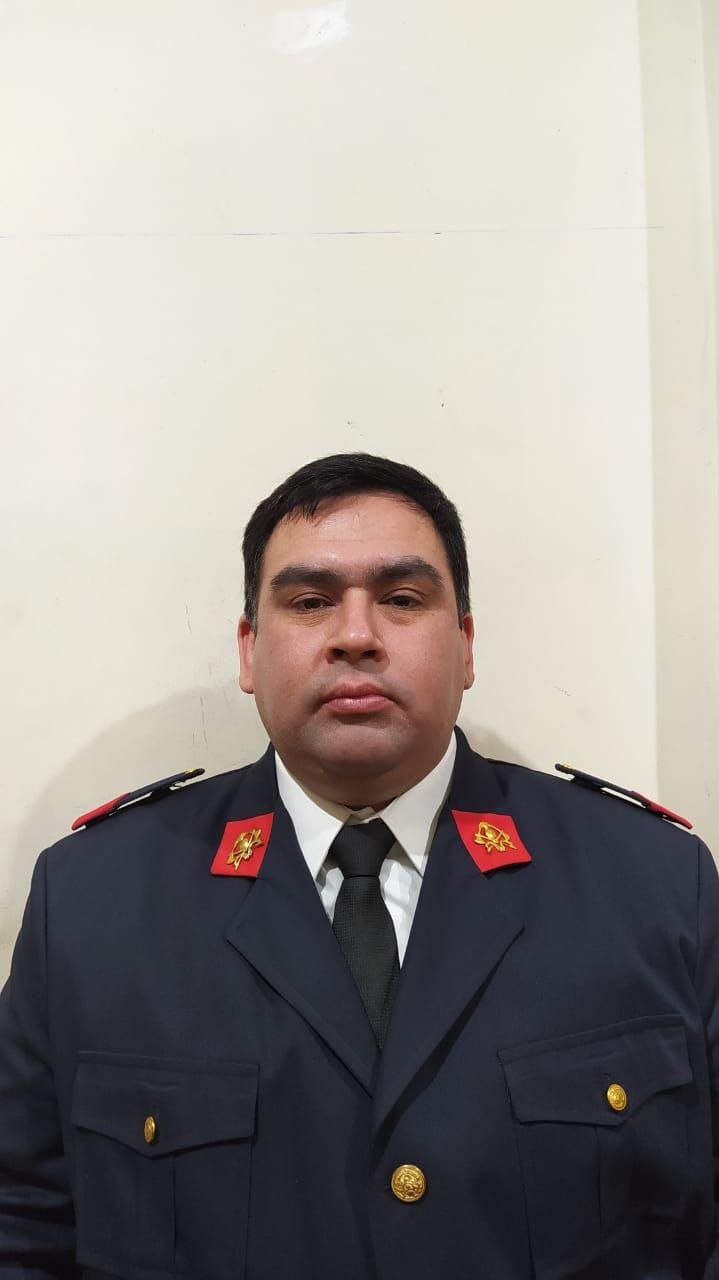 BOMBERO CHRISTIAN ORUE